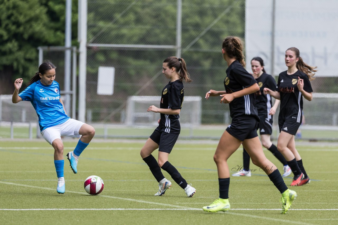 Bild 130 - wBJ SC Condor - VfL Pinneberg : Ergebnis: 3:2